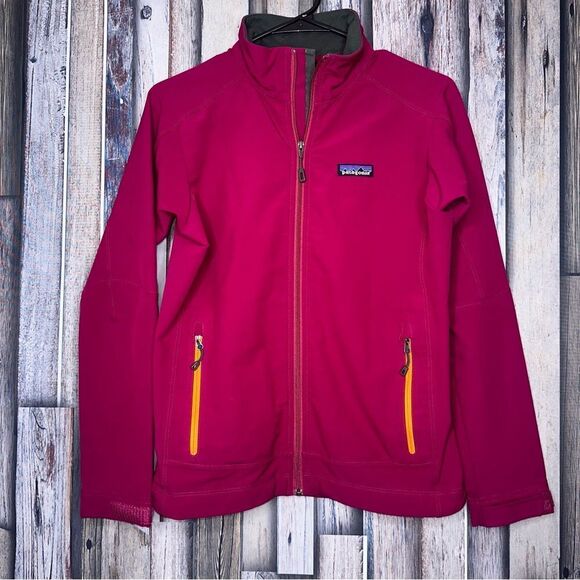 |EUC| PATAGONIA Damen Magenta Soft Shell Jacket - Picture 1 of 6